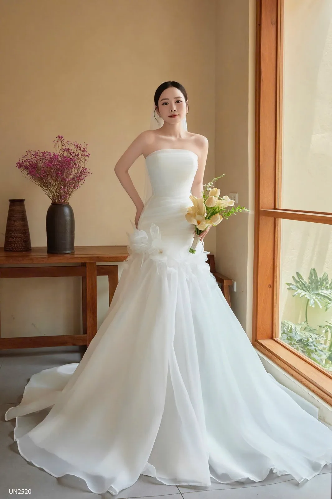 Ảnh cưới chụp trong studio